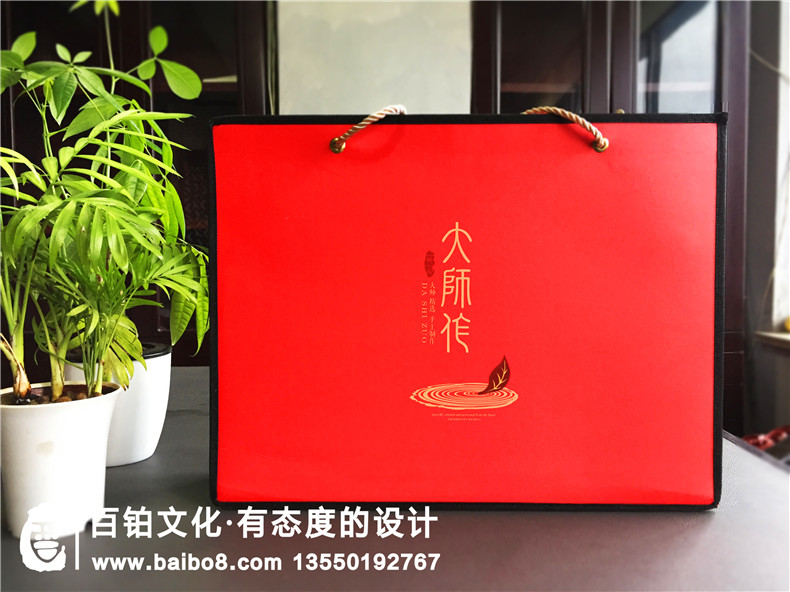 “茶葉包裝設(shè)計(jì)能不能做得有逼格些？ 罐裝茶葉盒？”-“不能！”