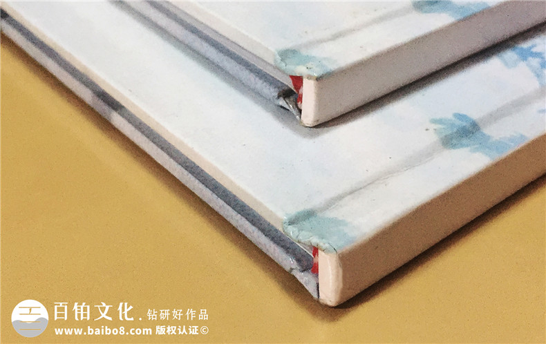西南財經(jīng)大學保險學院研究生畢業(yè)紀念冊設(shè)計