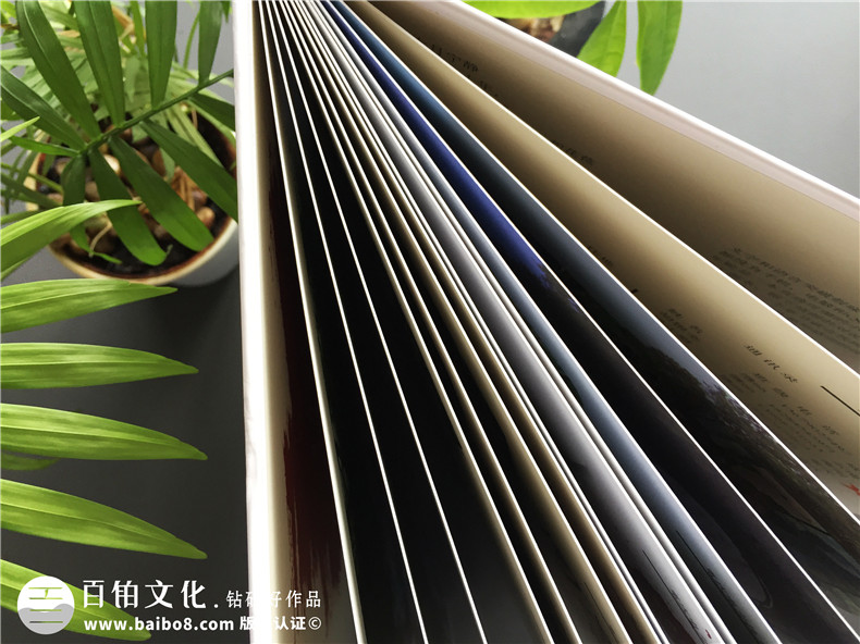 愛情紀(jì)念冊(cè)制作 兩個(gè)人甜蜜的愛情相冊(cè)制作方法！