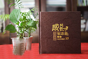 制作紀(jì)念冊 記載美好往事 大概的紀(jì)念冊制作流程是怎樣的？