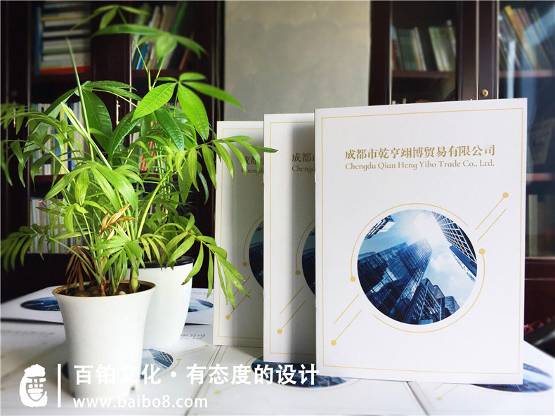 服裝畫冊封面設計的內容